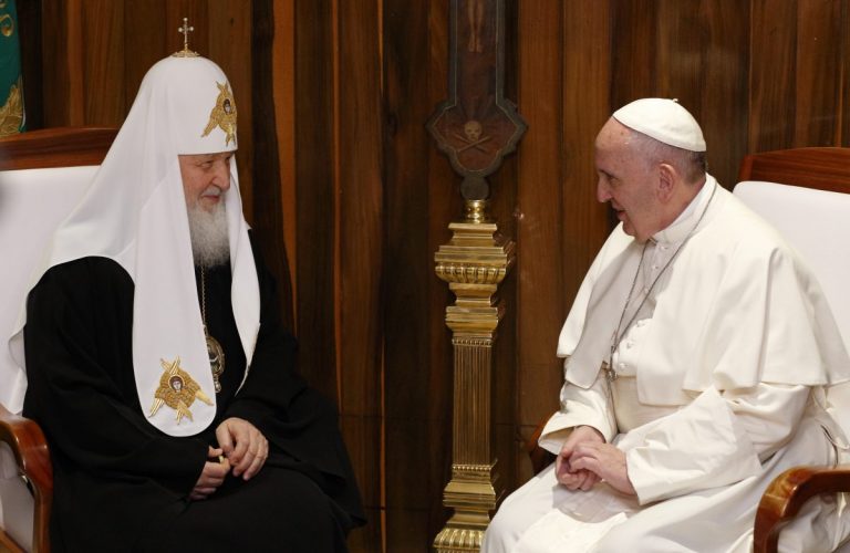 Papa Francisc pleacă în Kazahstan şi speră să se întâlnească cu patriarhul Bisericii Ortodoxe Ruse