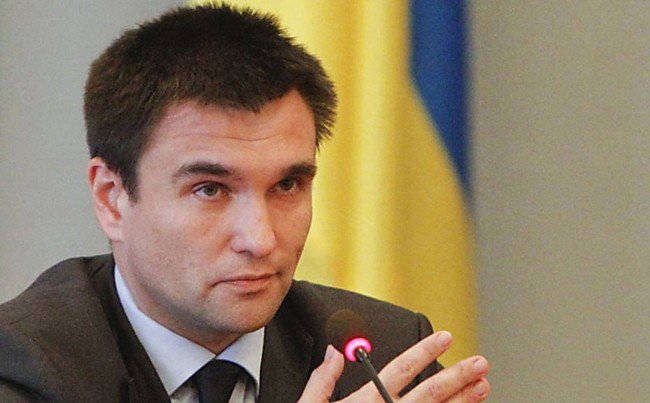 Şeful diplomaţiei ucrainene va demisiona după învestirea în funcţie a preşedintelui Volodimir Zelenski