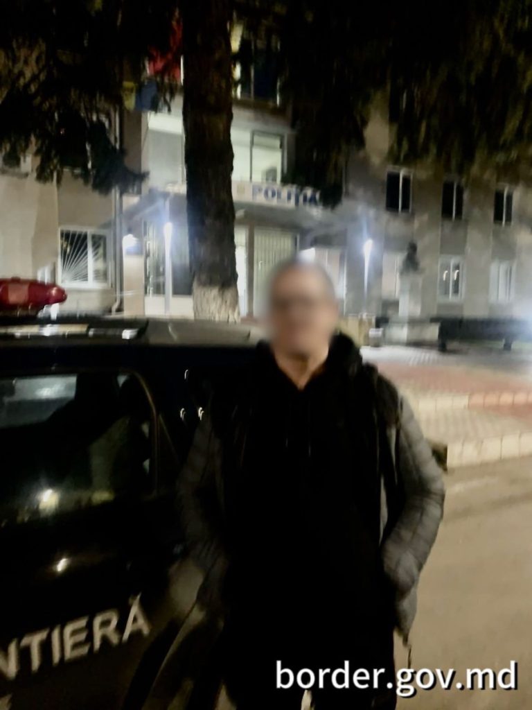 Moldovean reținut pentru fraudă documentară
