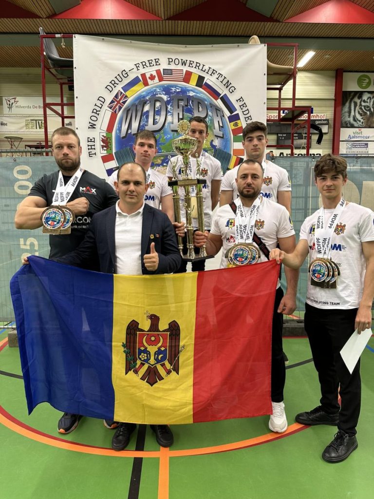 Polițiștii moldoveni, campioni mondiali la Powerlifting