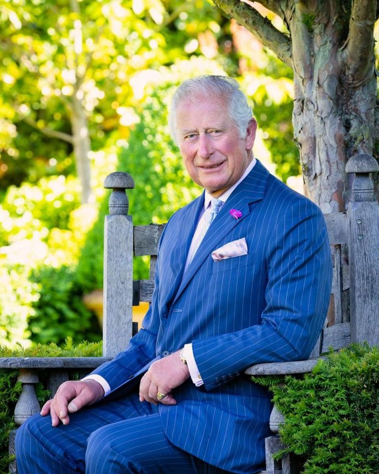 Cea de-a 73-a aniversare a prinţului Charles a fost marcată prin publicarea unei fotografii