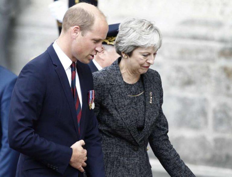 Prinţul William şi Theresa May au participat la ceremonia de marcare a centenarului bătăliei de la Amiens