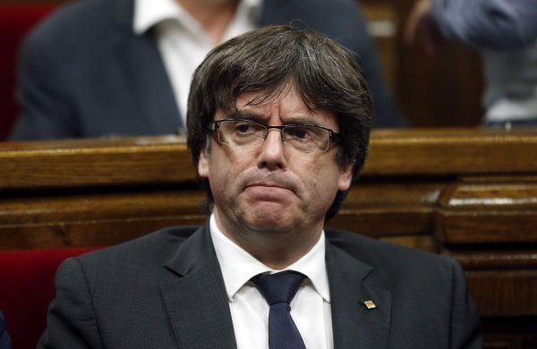 Puigdemont pledează pentru un referendum cu privire la autodeterminare în Catalonia