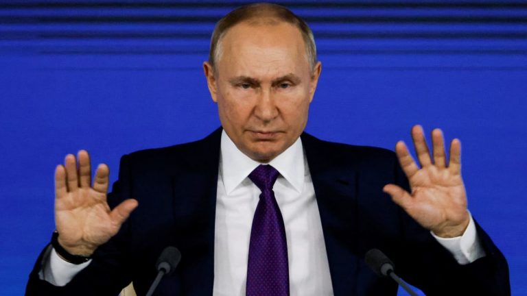 Putin: Pe teritoriul Ucrainei a început crearea unei enclave antiruse care ne ameninţă ţara
