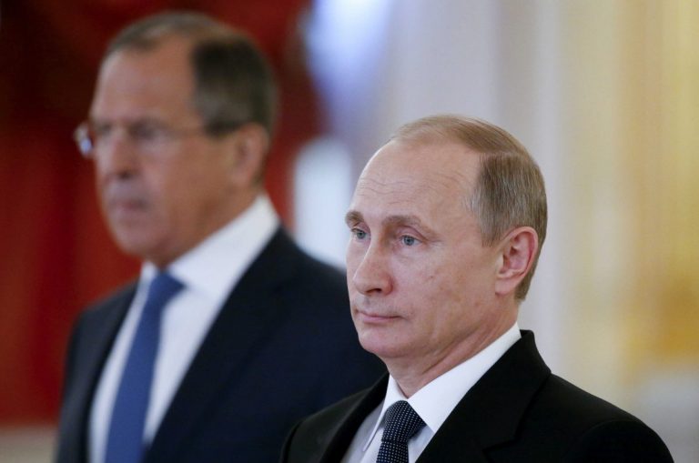 Lavrov: Liderii occidentali ar trebui să-şi examineze propria conştiinţă înainte de a-l acuza pe Putin de crime de război