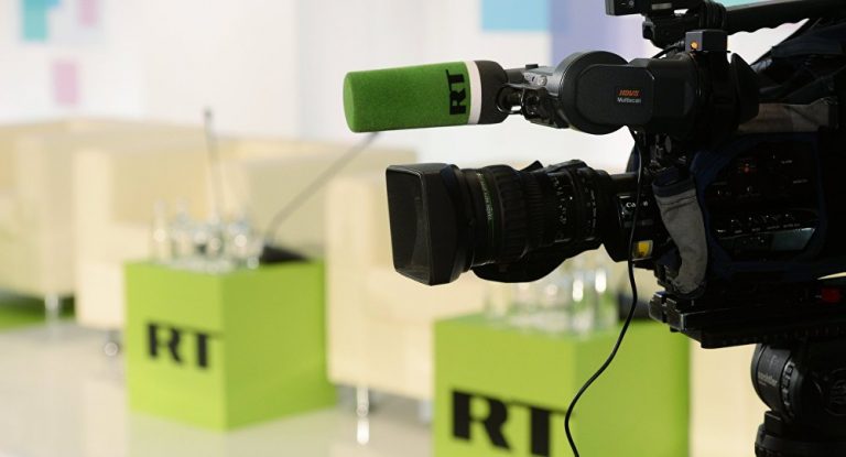 Kremlinul denunţă `presiunea fără precedent` asupra mass-mediei ruse în Statele Unite