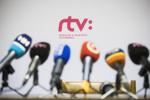 Slovacia: Doisprezece jurnalişti de la radio-televiziunea naţională au demisionat în semn de protest împotriva conducerii