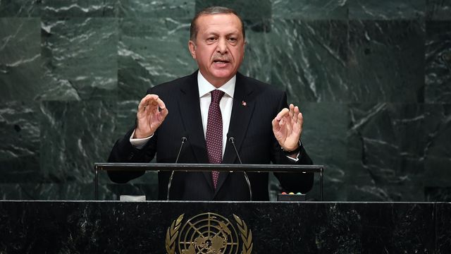Erdogan: SUA au luat-o pe o cale greşită ameninţând şi folosind şantajul