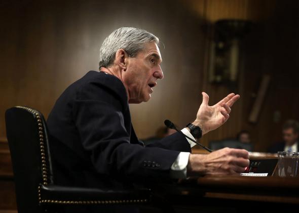 Furtună politică în SUA: Procurorul special Robert Mueller și-a încheiat OFICIAL ancheta