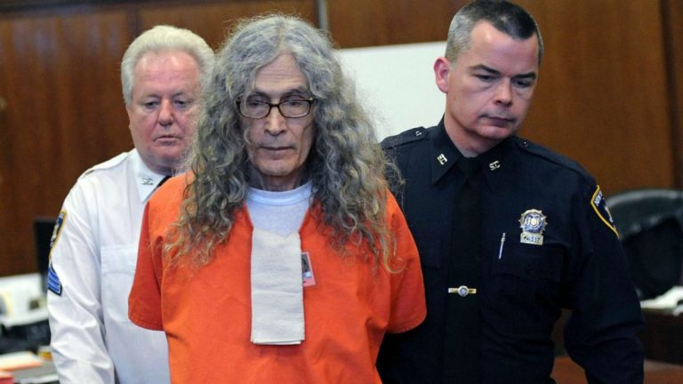 ‘Dating Game Killer’, ucigașul în serie condamnat la moarte în California, a murit din cauze naturale