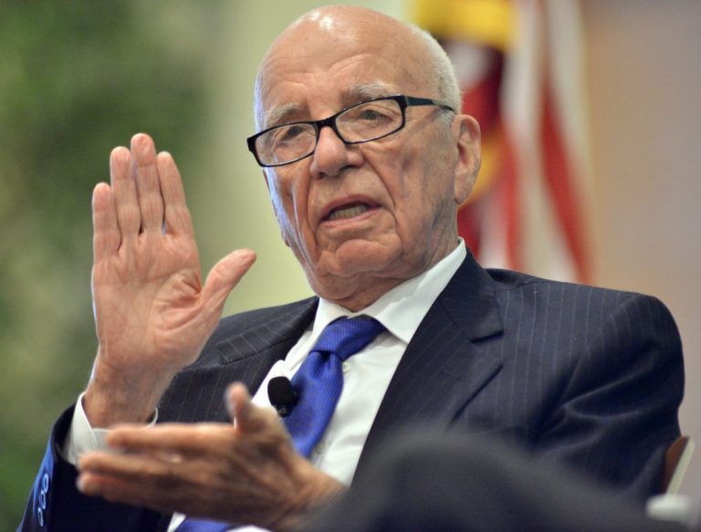 Miliardarul Rupert Murdoch, în vârstă de 92 de ani, se căsătoreşte pentru a şasea oară