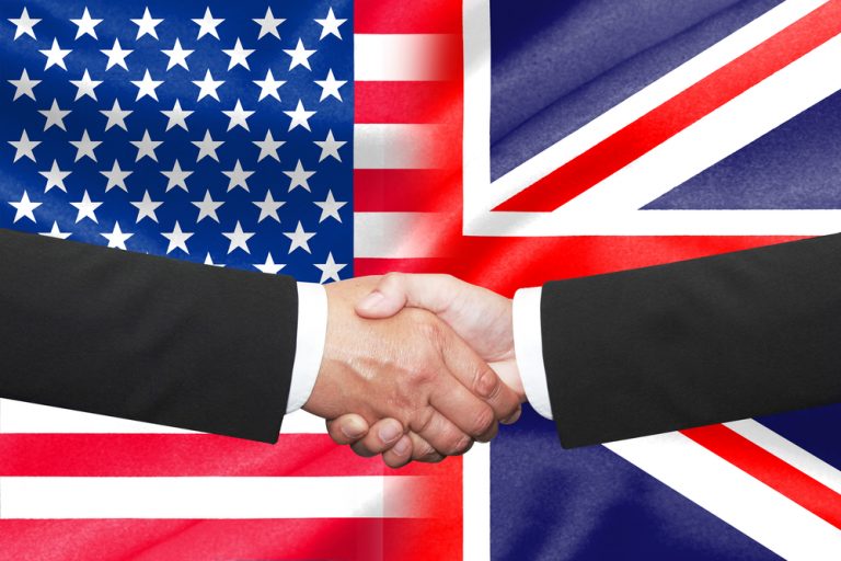 Marea Britanie şi SUA au convenit să colaboreze în viitoarele misiuni de zboruri spaţiale comerciale