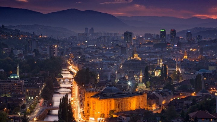 Sarajevo, afectat de un nivel record de poluare atmosferică