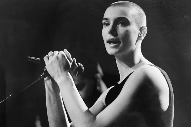 Legiștii au dat verdictul! Cauza morții cântăreței Sinéad O’Connor