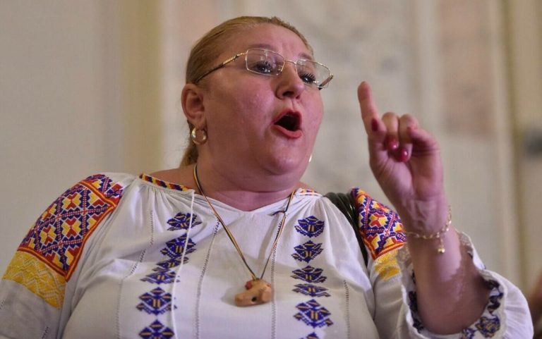Diana Şoşoacă se vrea primar de Iași: ‘Cred că voi candida!’