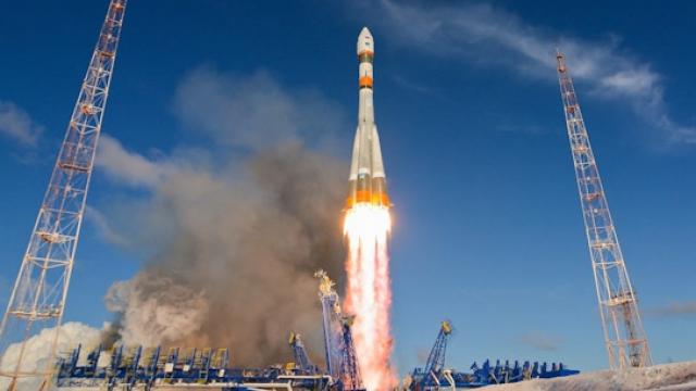 Lansarea rachetei ruseşti Soyuz a eşuat deoarece traseul de zbor a fost calculat pentru o altă platformă de lansare