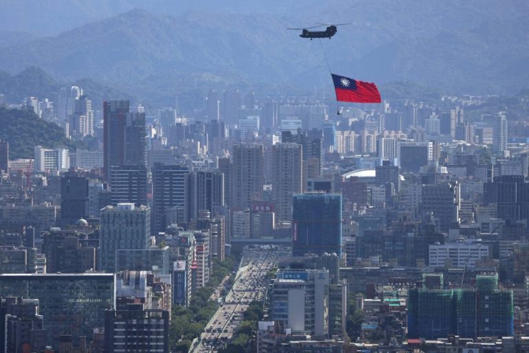 Taiwan a raportat activitate militară chineză în apropierea insulei după ce Blinken a părăsit China