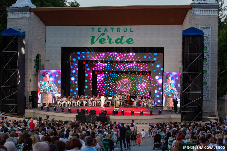 Duminică se deschide o nouă stagiune la „Teatrul Verde” din Parcul „Valea Morilor”