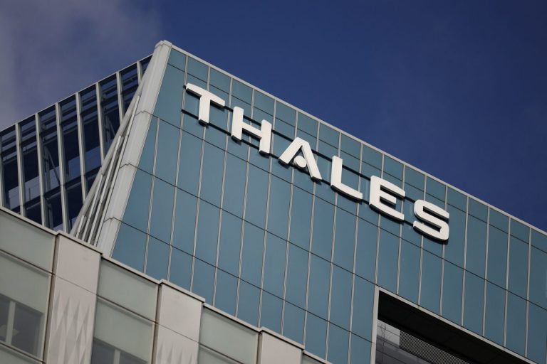 Producătorul de armament Thales este anchetat în Franţa pentru corupţie într-un contract cu forţele aeriene indiene