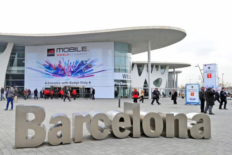 Autorităţile spaniole susţin că nu sunt motive pentru anularea Mobile World Congress de la Barcelona