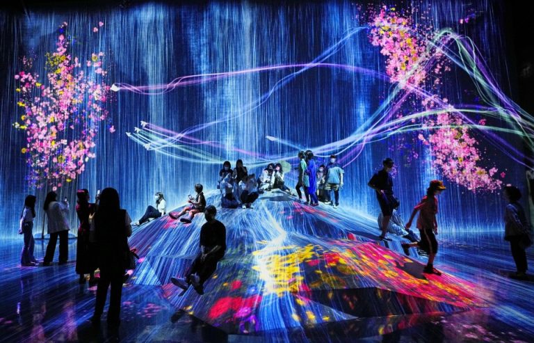 Un nou muzeu de artă digitală imersivă se deschide la Tokyo