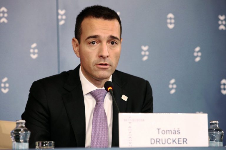 Slovacia : Ministrul de interne Tomas Drucker va demisiona pe fondul amplelor proteste