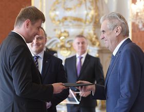 Preşedintele ceh l-a numit ministru de externe pe Tomas Petricek