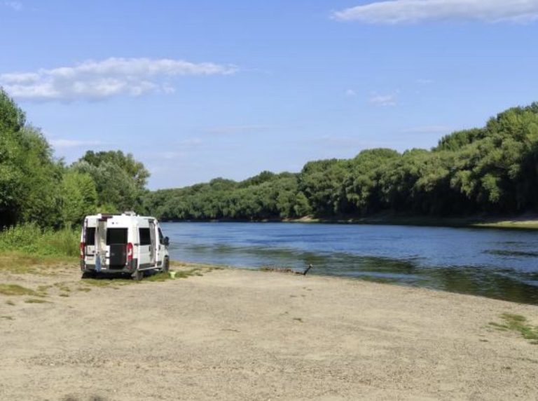 Un turist din Belgia a salvat un copil de la înec în Moldova