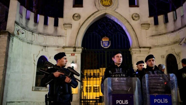 Atac armat asupra consulatului onorific al Suediei din vestul Turciei