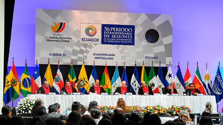 Ecuadorul iese din Uniunea Naţiunilor Sud-Americane