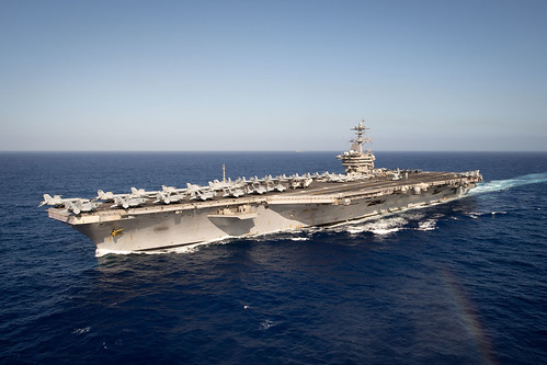 Marinarii americani de pe USS Theodore Roosevelt, depistaţi cu noul coronavirus intră în carantină în Guam