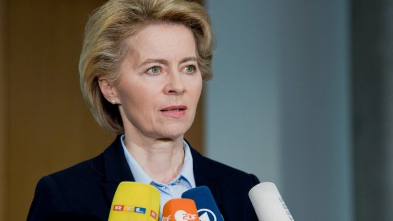 Ursula von der Leyen le promite europarlamentarilor ‘marea cu sarea’