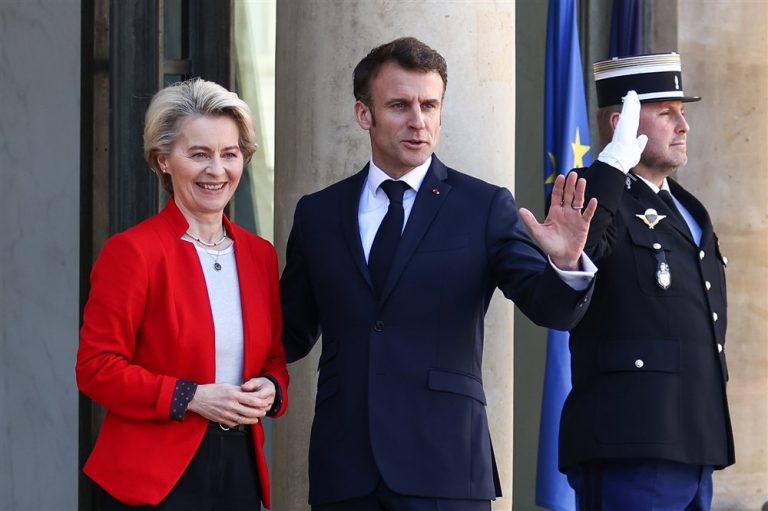 Macron evită să se pronunţe cu privire la o eventuală susţinere a candidaturii Ursulei von der Leyen