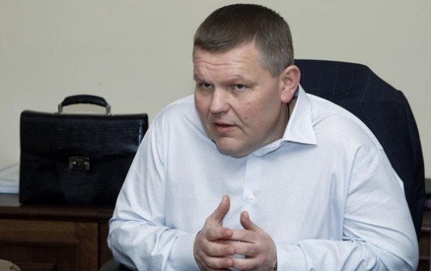 Un parlamentar ucrainean a fost găsit împuşcat în cap