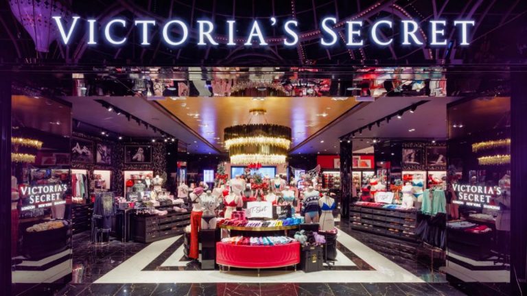 Victoria’s Secret UK, cel mai recent retailer care intră în insolvenţă
