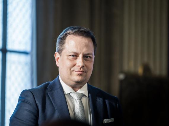 Ministrul finlandez al Economiei a demisionat după remarci controversate despre Hitler
