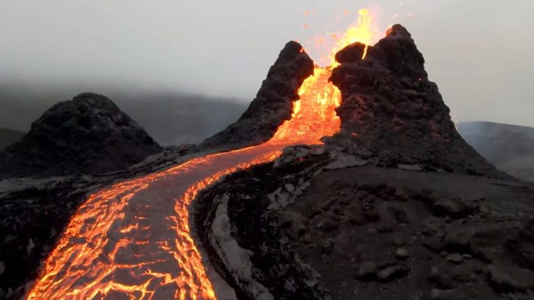 Emisiile vulcanice din Islanda vor ajunge în Europa