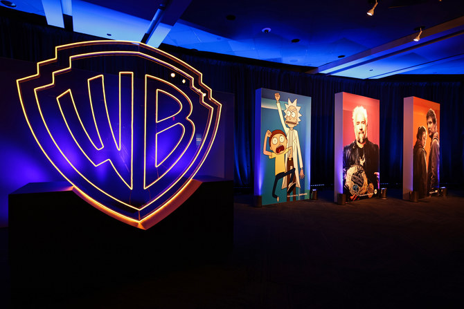 Doi directori de la Warner Bros au demisionat din cauza unei posibile încălcări a legislaţiei antitrust
