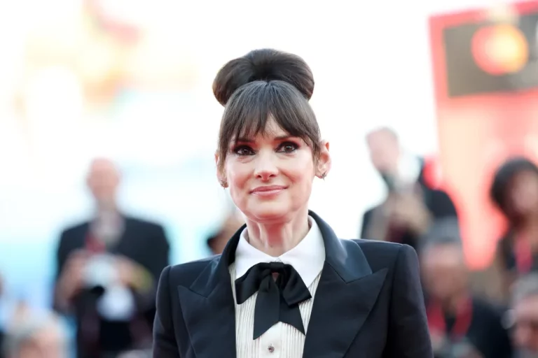 Winona Ryder îi critică pe unii dintre actorii tineri cu care a lucrat: ‘Nu vreau să par atât de lipsită de speranță’