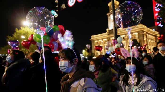 Wuhan a sărbătorit intrarea în 2021, la un an după apariţia primului caz de COVID-19