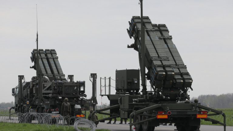 Slovacia vrea să cumpere un sistem de apărare antiaeriană Patriot de la Statele Unite