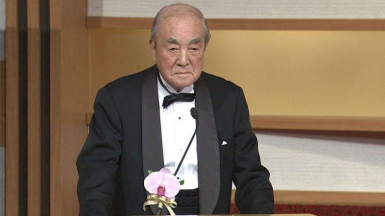 Japonia: Un fost prim-ministru cere revizuirea constituţiei pacifiste