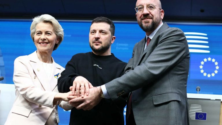 Zelenski a semnat un pact de securitate cu UE