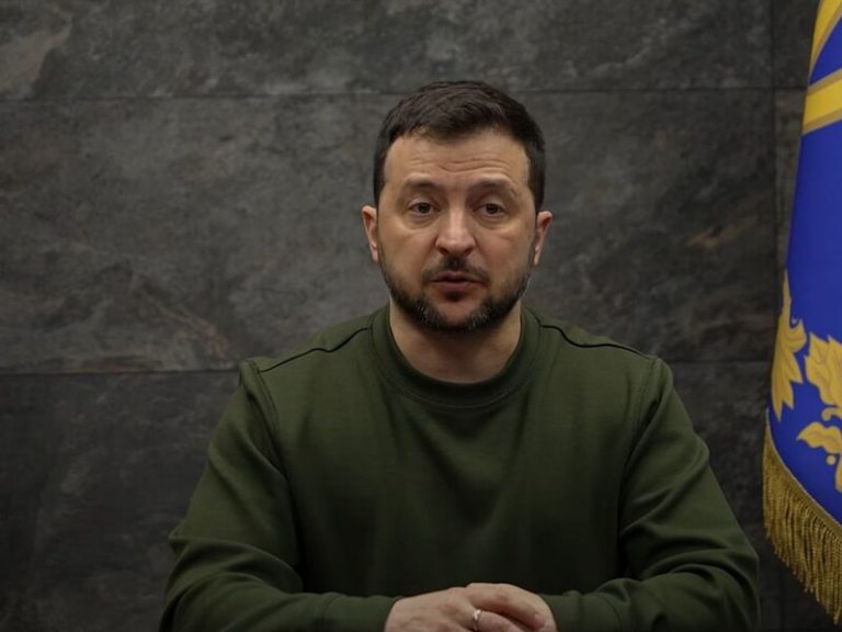 Zelenski promite că Rusia va plăti pentru masacrul de acum doi ani de la teatrul din Mariupol