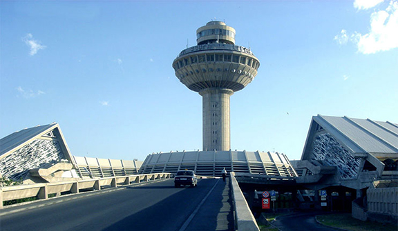 Armenia pune capăt unui aranjament de securitate cu Rusia pe principalul său aeroport