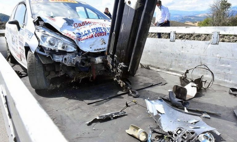 Doi spectatori au murit într-un accident la un raliu în Italia