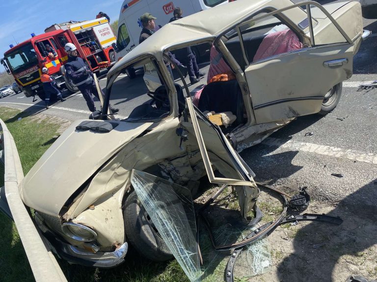FOTO/ Accident la intrarea în Ialoveni, dinspre Dănceni. Un șofer de 71 de ani nu a cedat trecerea
