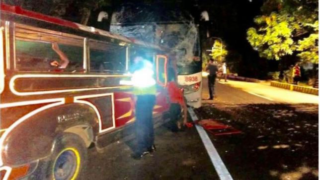 Filipine : Douăzeci de membri ai unei familii au murit într-un accident rutier în timp ce se îndreptau spre slujba de Crăciun