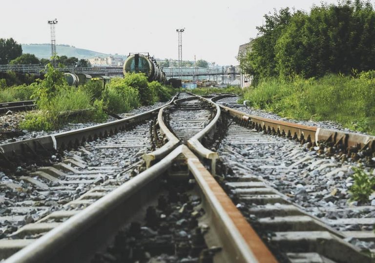 Accident feroviar mortal în România: Copil de doar trei ani, omorât sub roţile unui tren