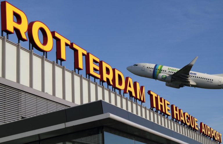 Aeroportul din Rotterdam,  închis pentru scurt timp după ce a fost observat fum la subsolul turnului de control